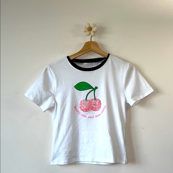 White and Green  Top with Playful Design - Picture 3 of 7